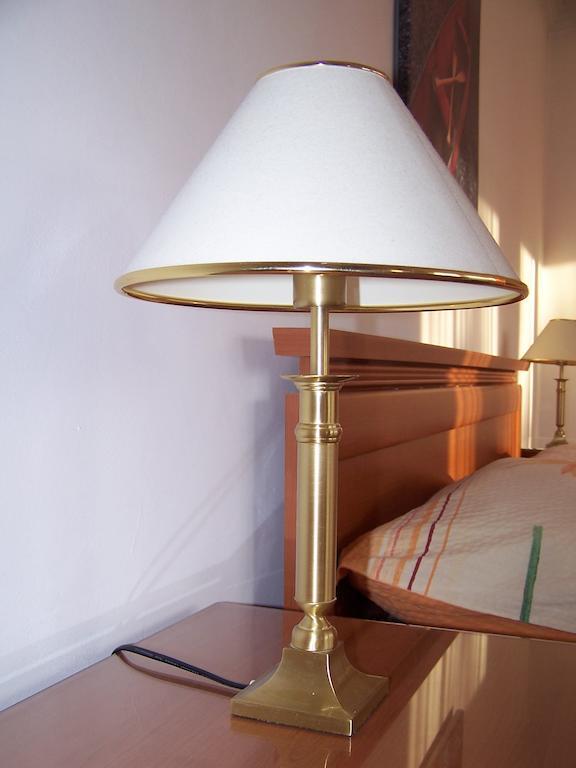 Akacia Apartment - Free Inside Parking, 2 Bedrooms, Garden, Next To Centre Budapest Rum bild